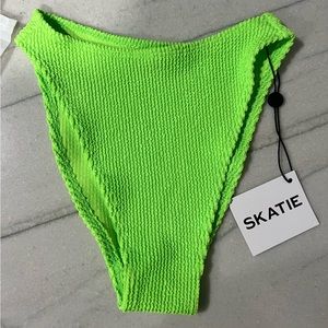 SKATIE KELLY BOTTOM - CORONA